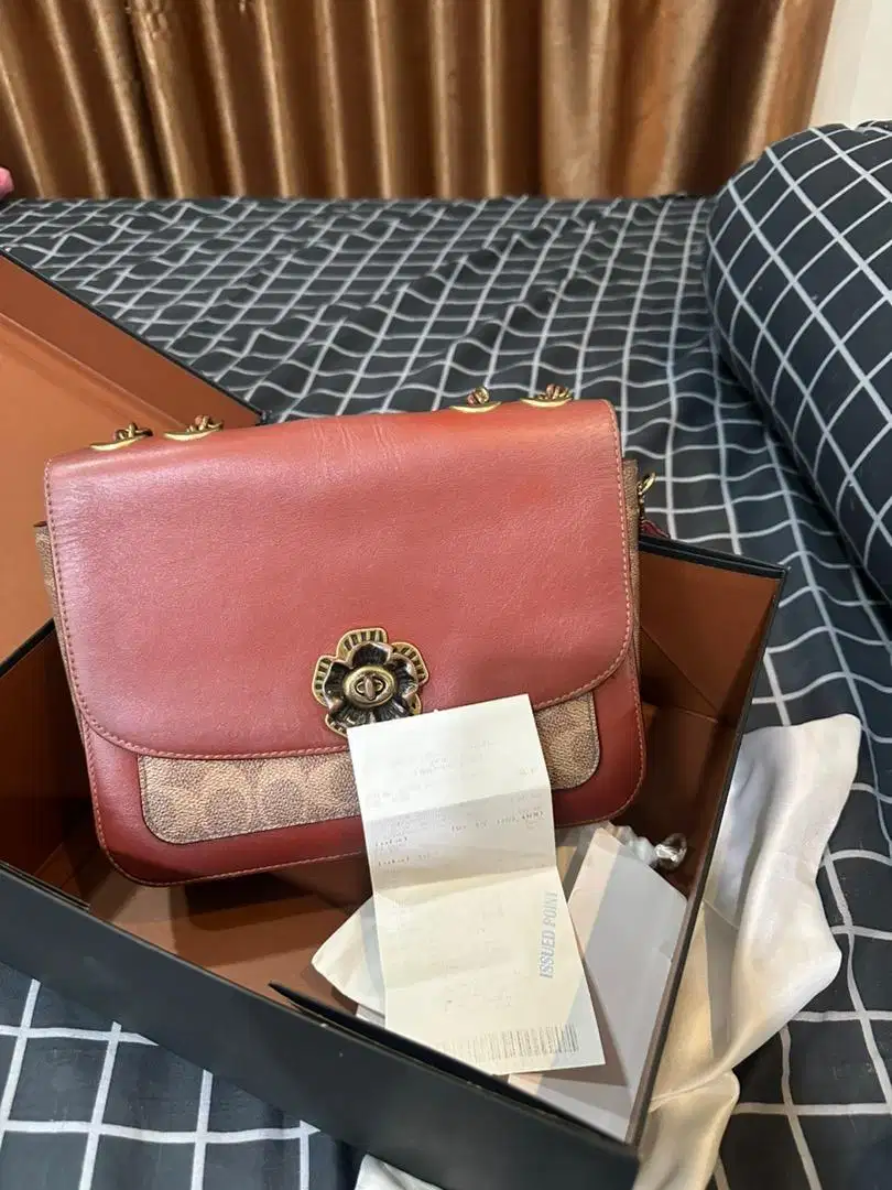 tas coach medium original 100% pacific place