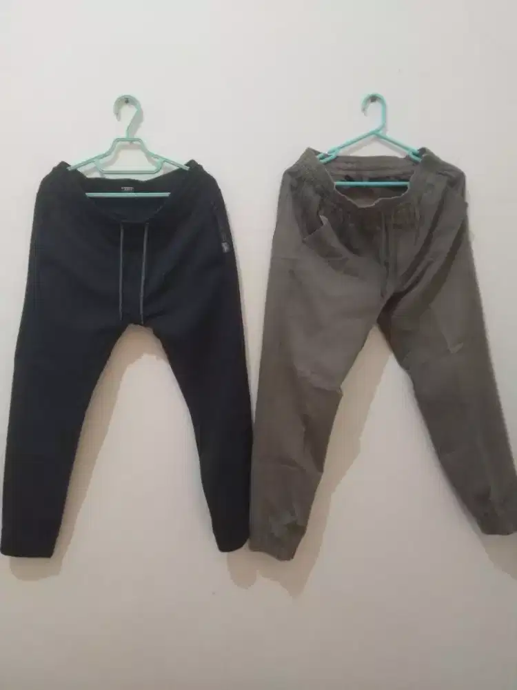 Celana Panjang Jogger Cardinal dan Details