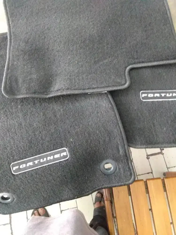 Karpet orisinil utk Fortuner VRZ SRZ & G