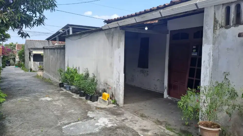 Rumah dijual dalam perumahan