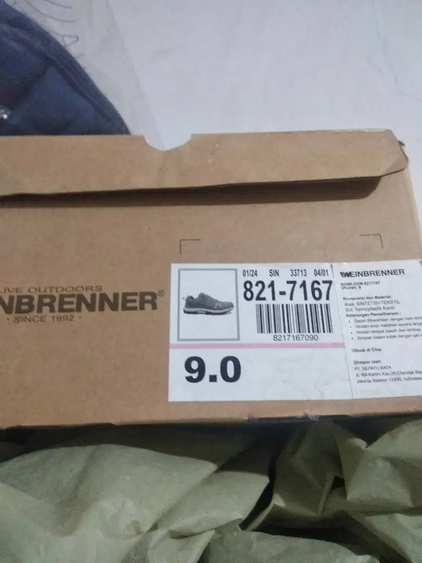 Sepatu Weinbrenner ori 42