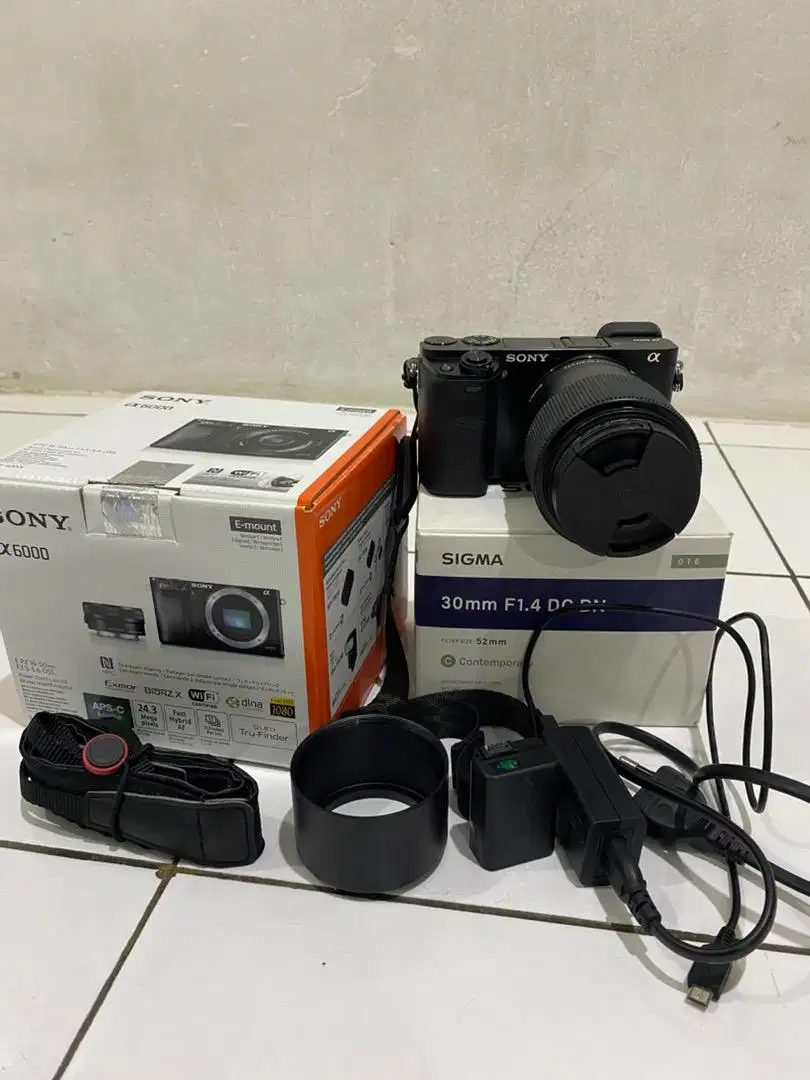 KAMERA SONY A6000 BODY ONLY