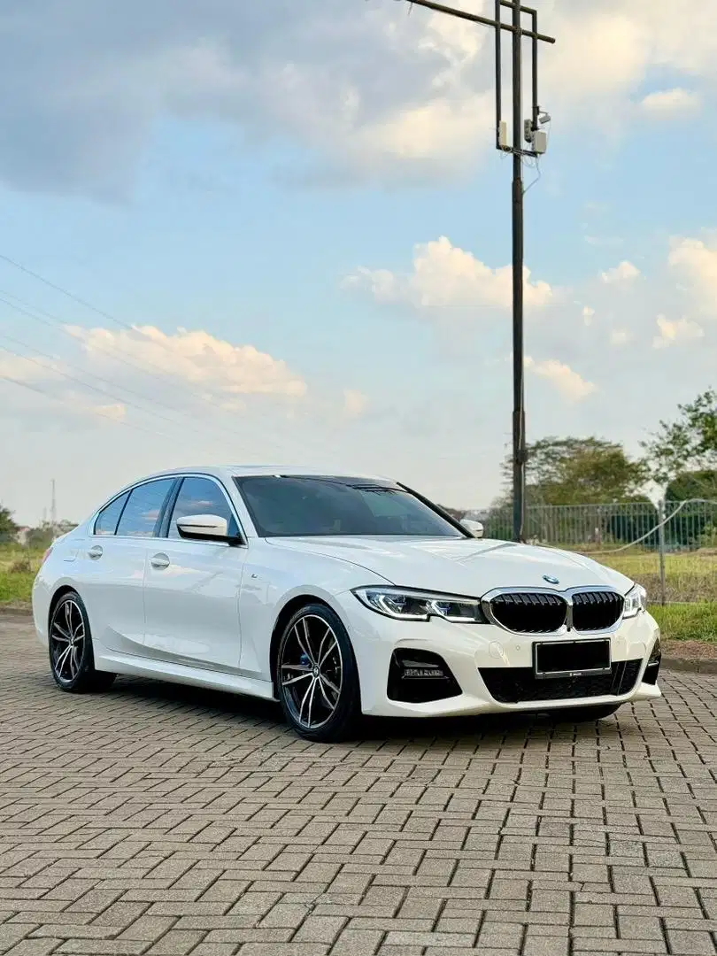 KM 16rb !! BMW 330i Msport 2021