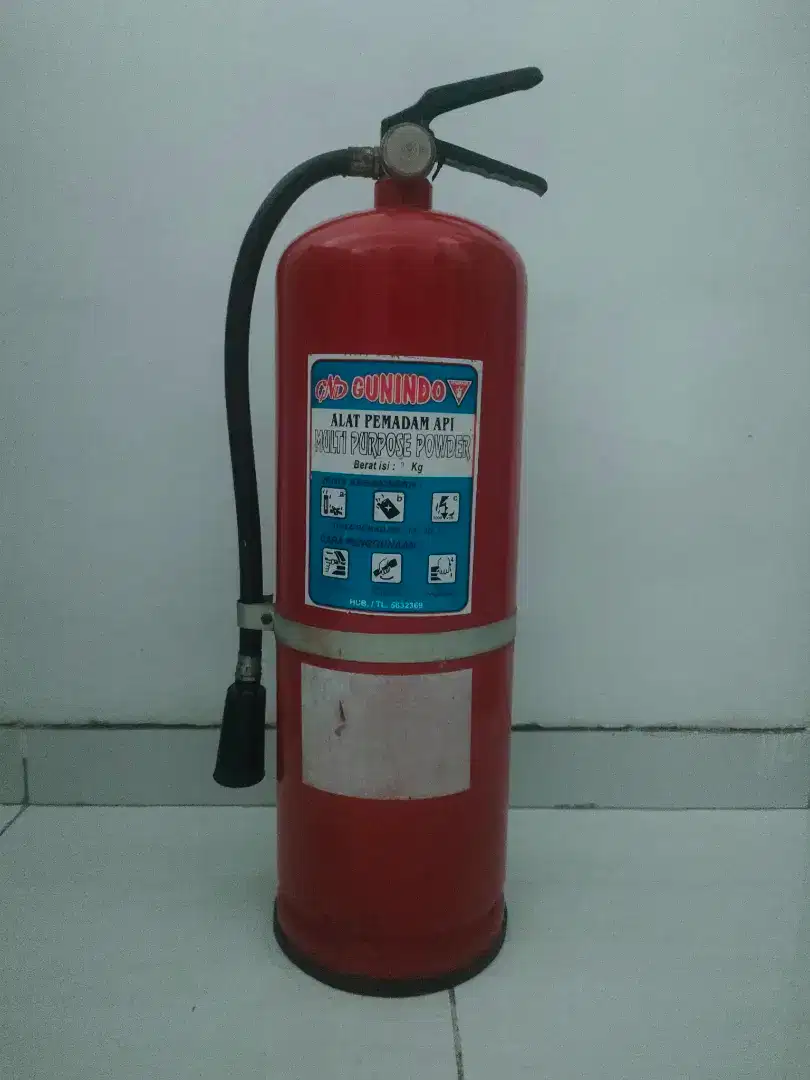 APAR tabung 9 kg .. Pemadam Api ..