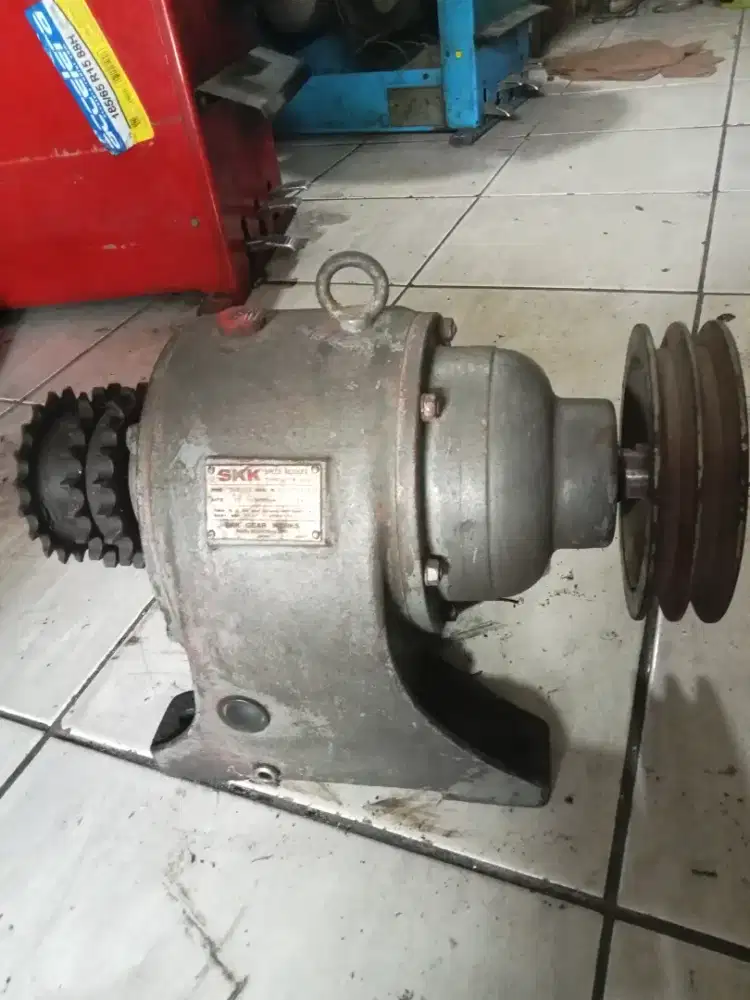 Gear box besar ratio 1:10