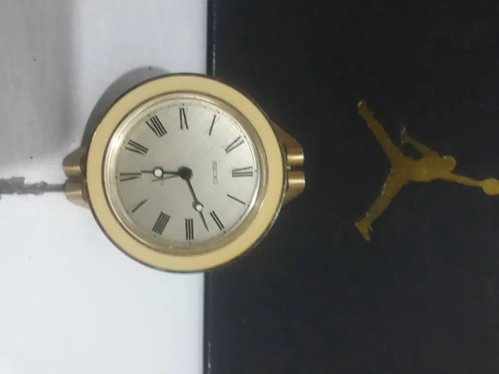 Jam Meja Seiko Vintage