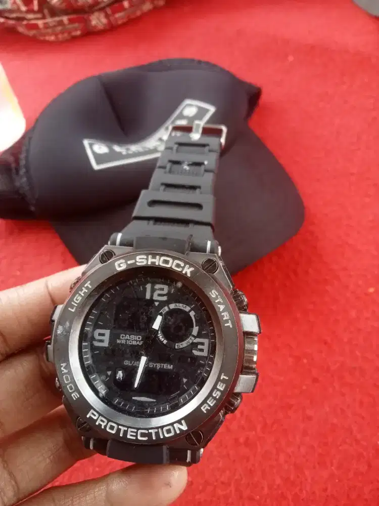 Jam tangan G-SHOK
