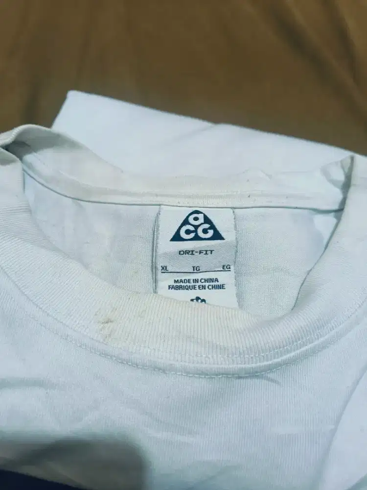 Kaos Nike ACG putih tulang XL bahan tebal