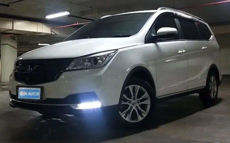 [OLXmobbi] TDP 8,JT Wuling Cortez 1.8 L Lux Plus Bensin-MT Hitam 2019