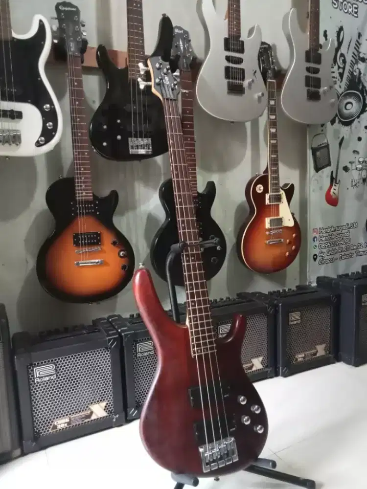 Bass cort A4  made in korea