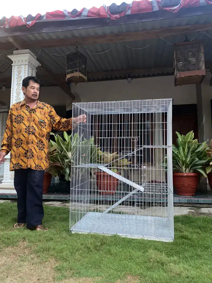 Sak Josse Kandang kucing nya