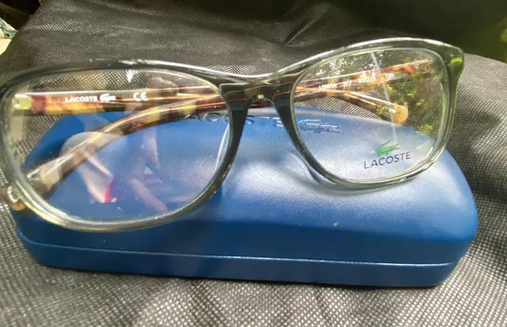 Lacoste Frame Kacamata
