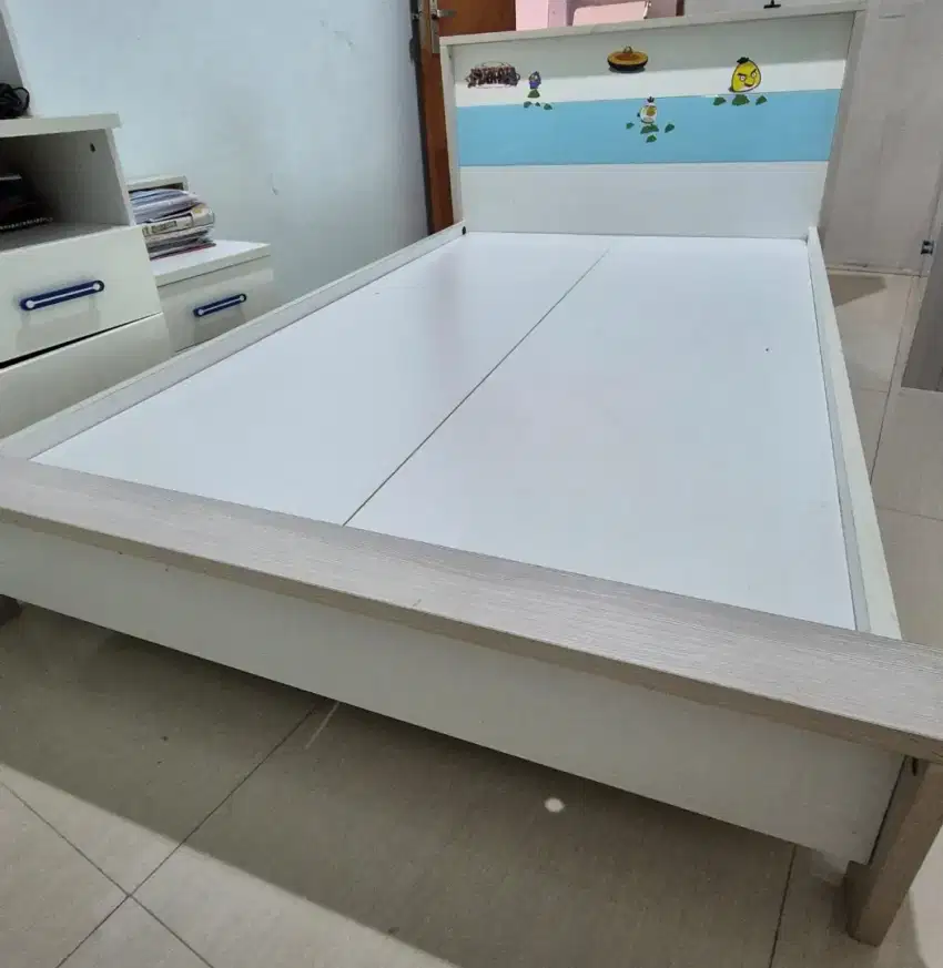 Tempat tidur anak, Finishing PVC, Meja Belajar