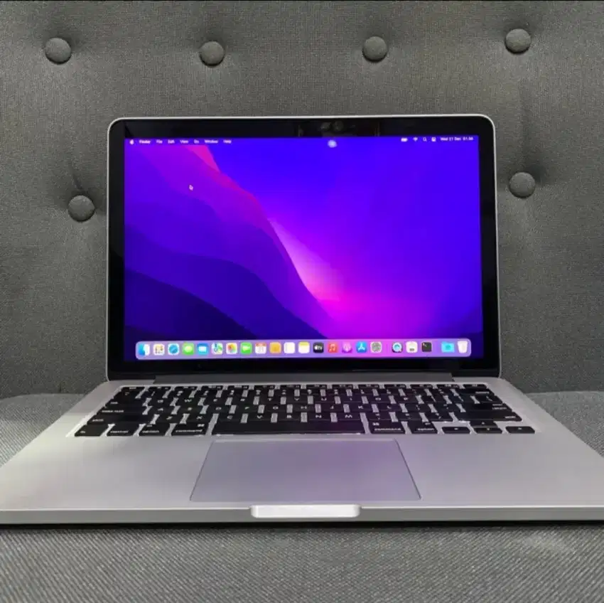 Macbook Pro 2015 13 inch 16/256Gb Mulus Banyak Bonus