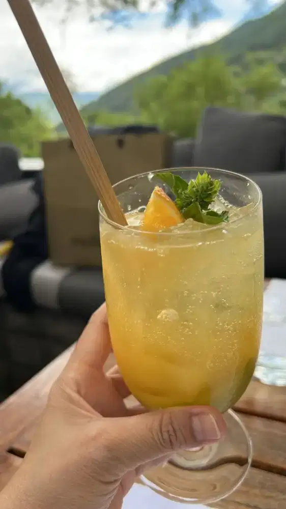 Mencari karyawan restoran