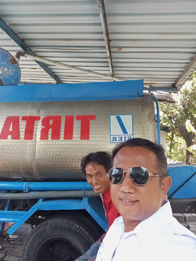 Supliyer air bersih BAYU BIRU RO KUSUMSI surabaya melayani 24 jam