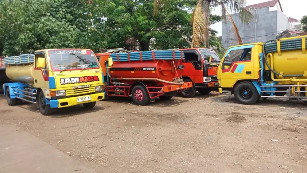 JASA SEDOT WC-BUANG PUING-LIMBAH LEMAK SALURAN MAMPET BLOWER SEPITENG