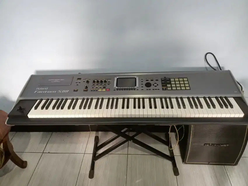 Piano digital Roland Fantom S88