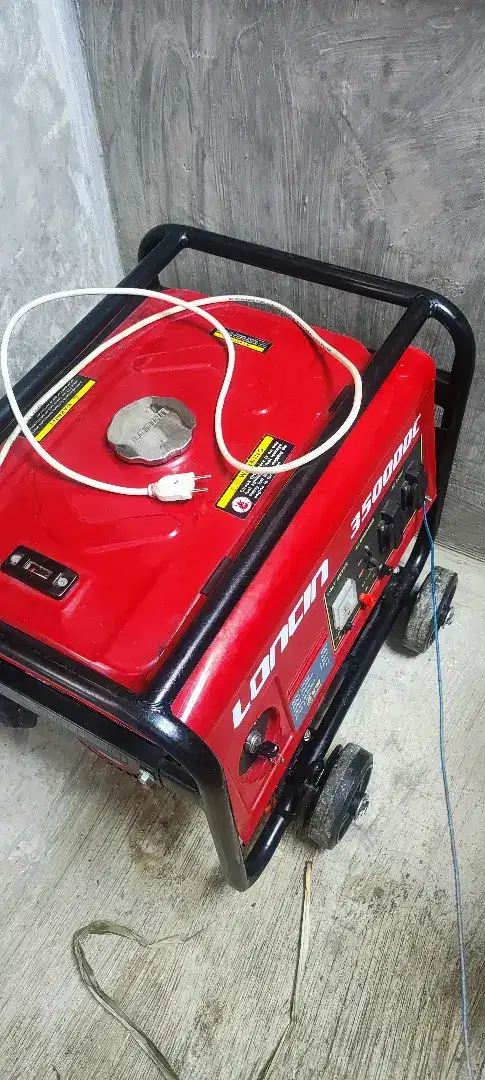 Genset locin 3000 DDC  2500 watt
