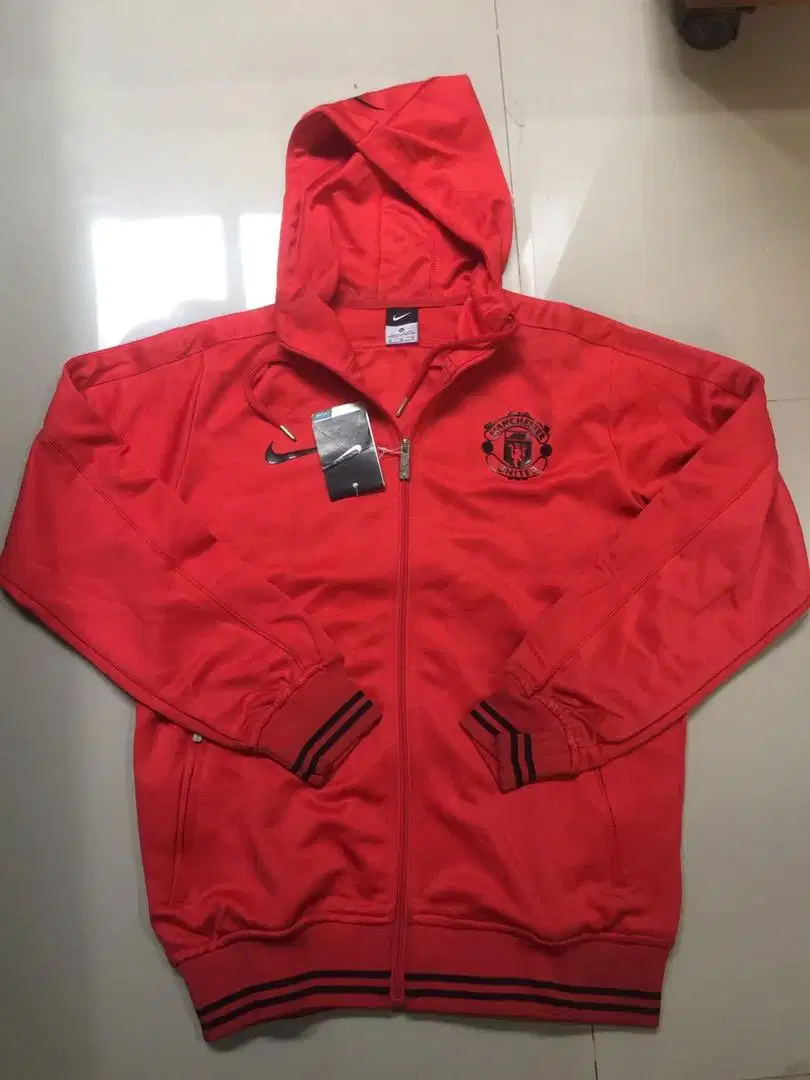 Jaket merah MU lengan panjang