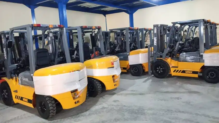 Forklift Batang Murah Bergaransi / Distributor Forklift Batang Murah -