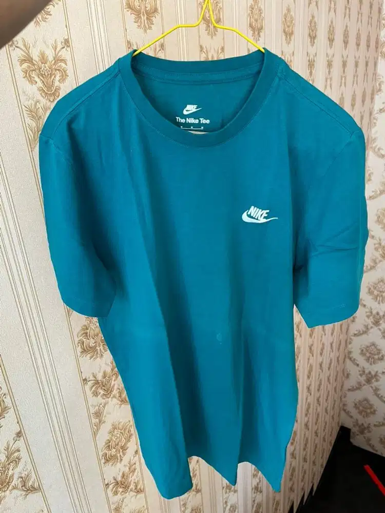 Tshirt nike tee pria 2nd 100% original - M