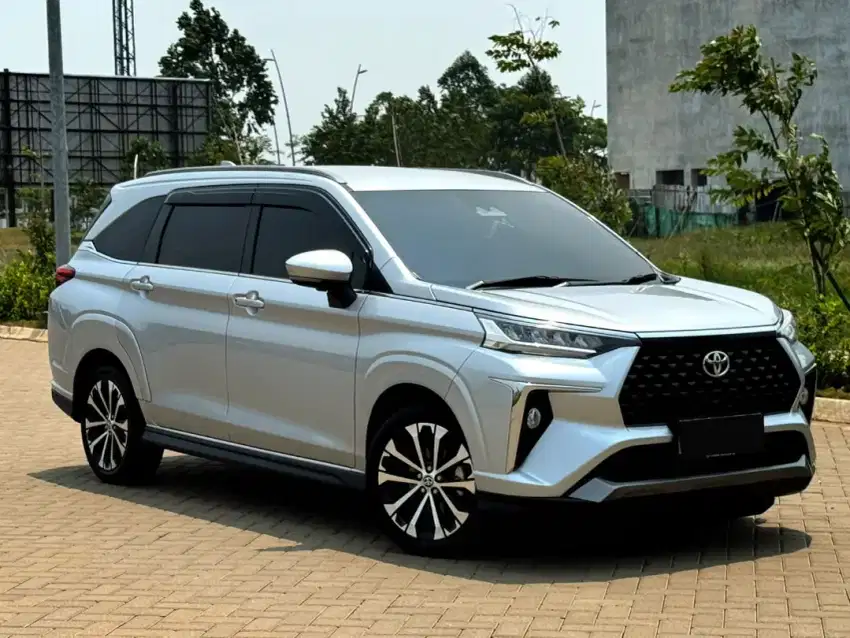 TOYOTA VELOZ Q TSS 2022 SILVER TANGAN PERTAMA FULL RECORD PAJAK BARU