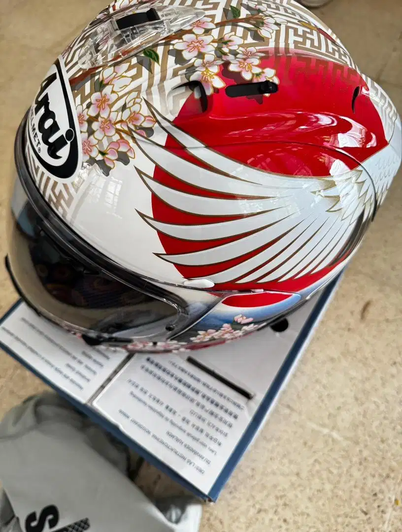 Helm Arai RX7x Tsubatsa