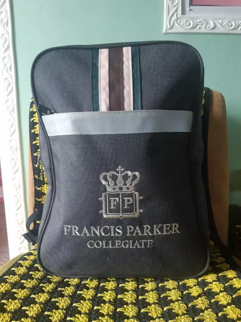 Tas ransel sekolah/kuliah/kerja christian  preloved tjap karoeng