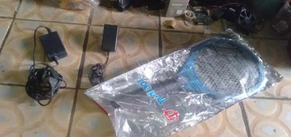 Slhkn plh slh 1 dr adaptor printer/adaptor stb/raket nyamuk kond hdp