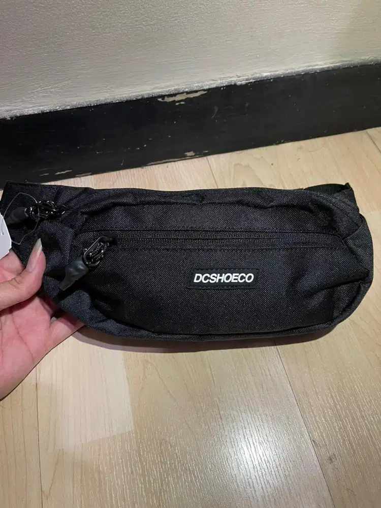 Waist bag / tas pinggang DC ori