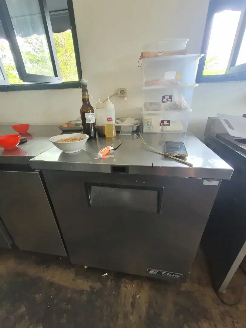 Under Counter Chiller Dijual