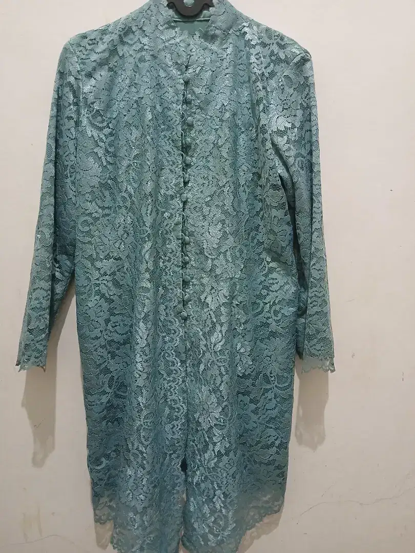 Kebaya hijau telur asin (wardah)