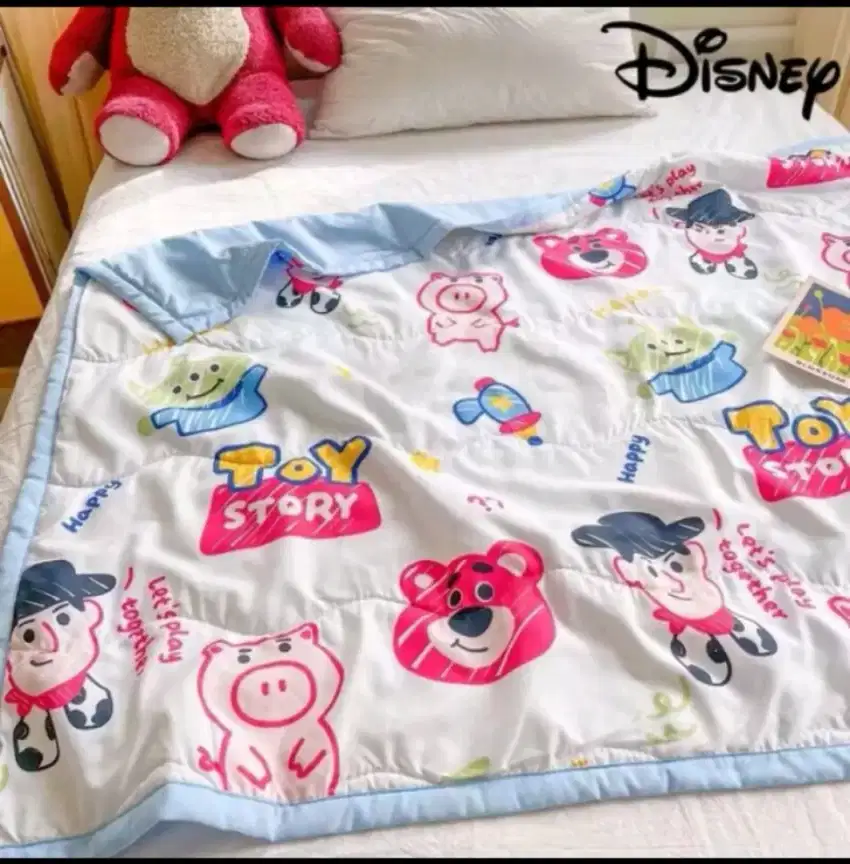 Selimut Disney bahan katun halus dan lembut