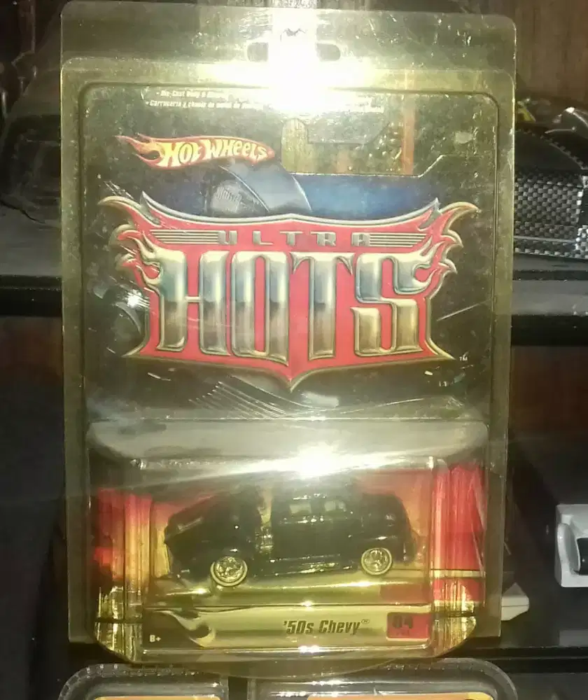 Diecast HOTWHEELS Ultra Hots '50s Chevy Truck