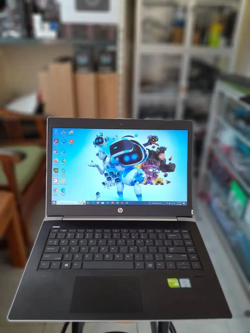 HP Probook 440, i5 gen8,Vga 930mx 2GB, ram 16GB,ssd 256GB, layar 14in