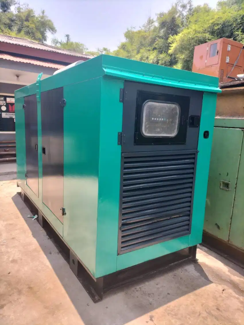 genset cummins 350KVA model silent