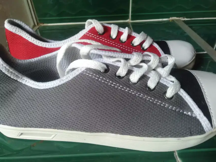 Jual Sepatu Converse baru no minus