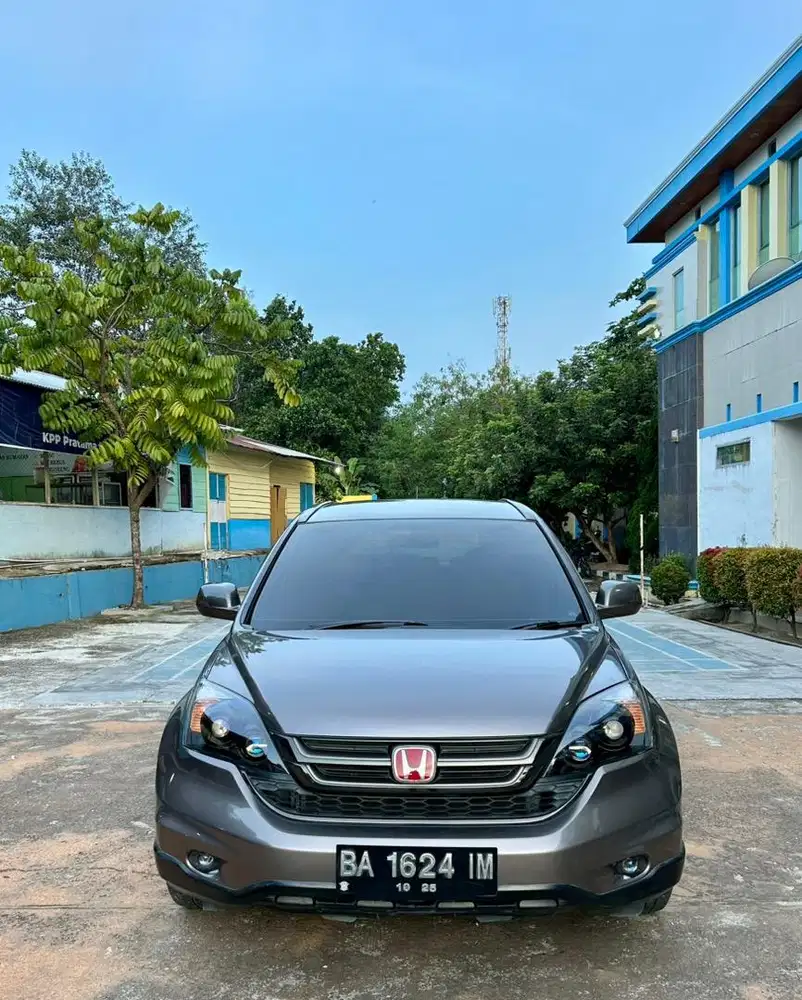 Pakaian pribadi atas nama sendiri
