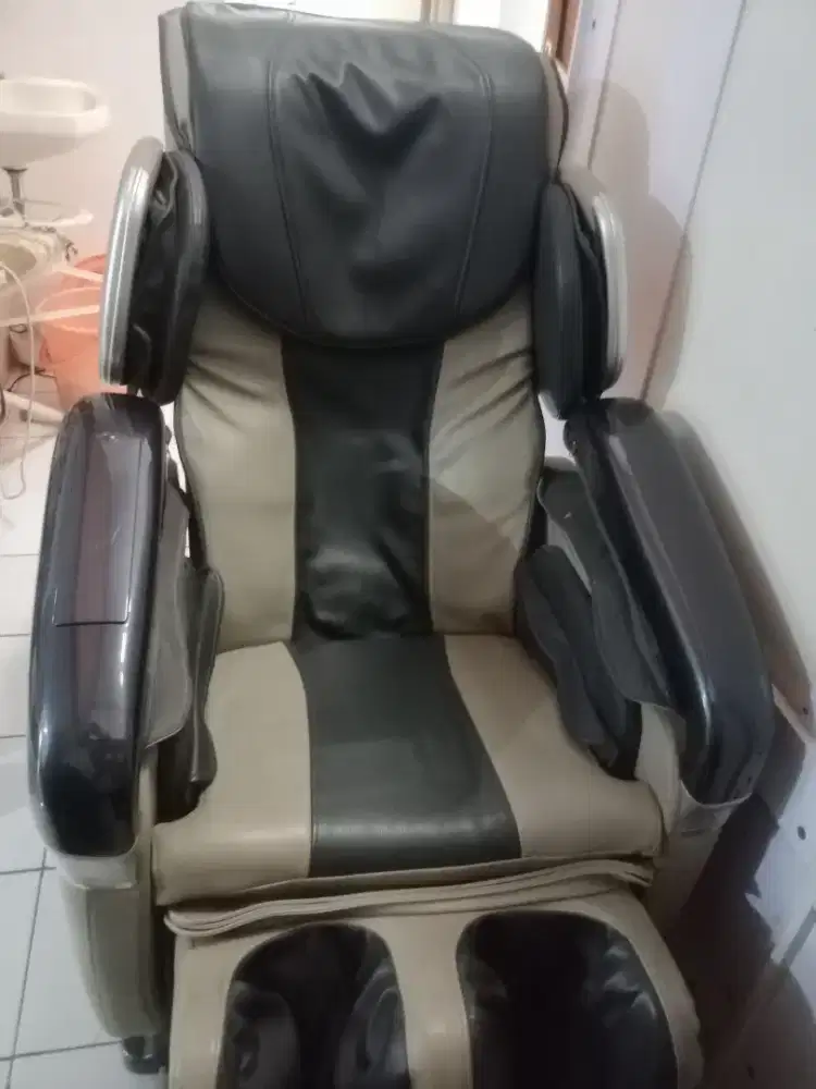 Kursi Pijat Ogawa Smart Sense