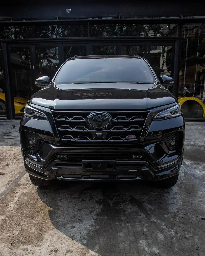 2021 Toyota Fortuner VRZ TRD 2.4 (4x2) A/T New Facelift