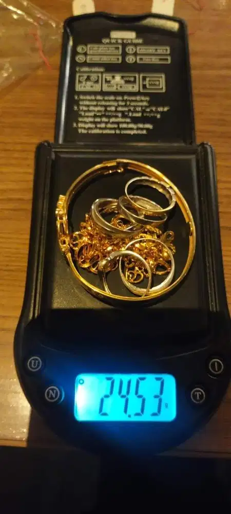 Terima jual beli emas dan berlian dengan harga tertinggi