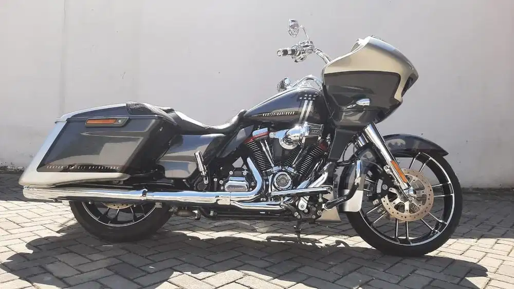 Harley Davidson HD RG Roadglide Road Glide CVO 2019 Patriot Number 1 7