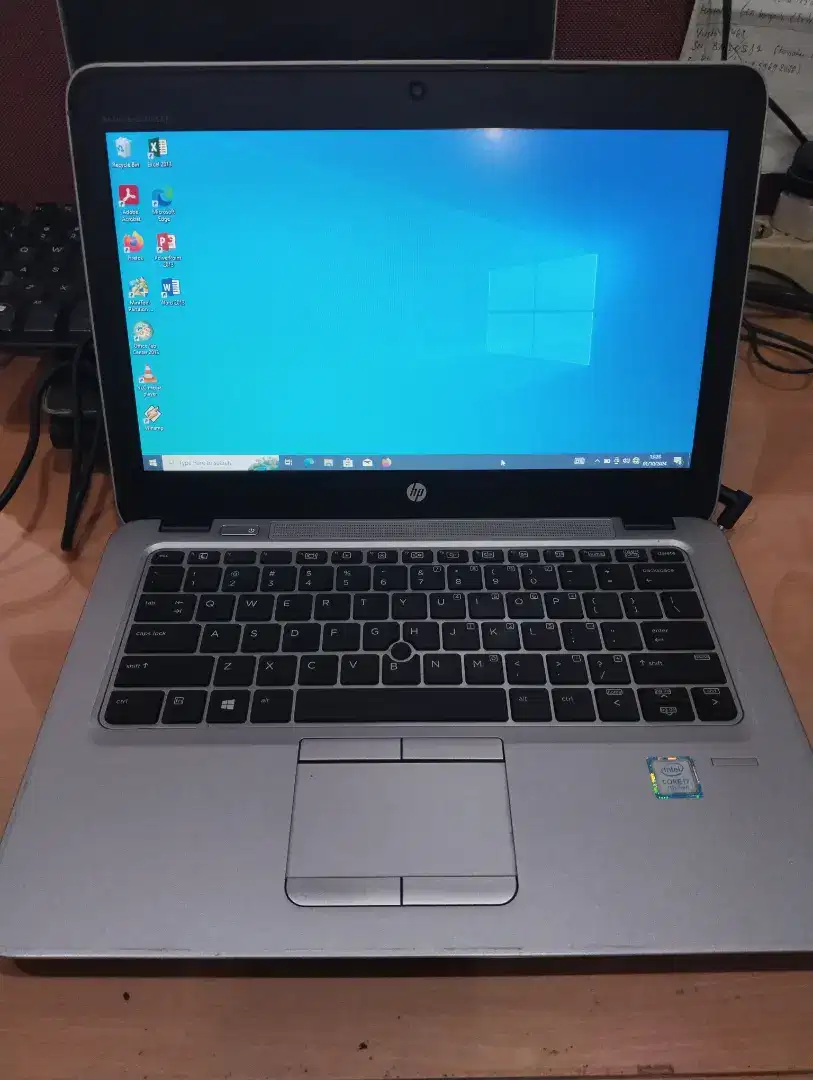 HP Elitebook 830 G4