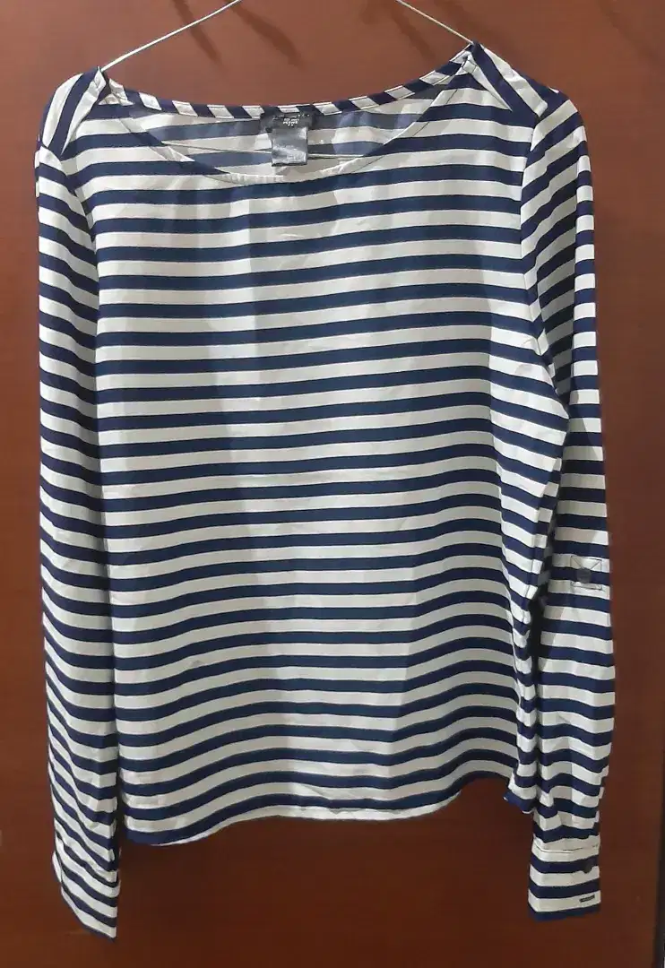 Atasan simple casual lengan panjang