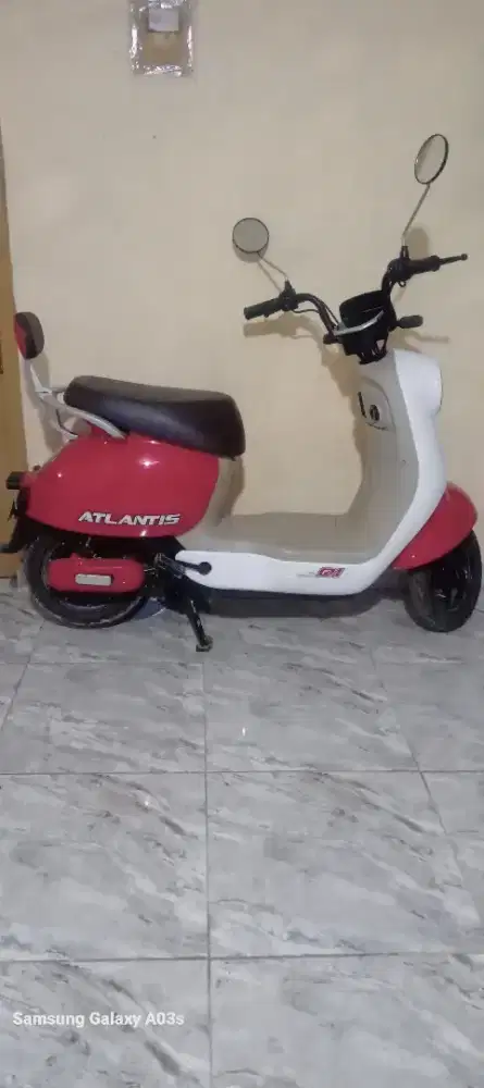 Dijual sepeda listrik merk atlantis
