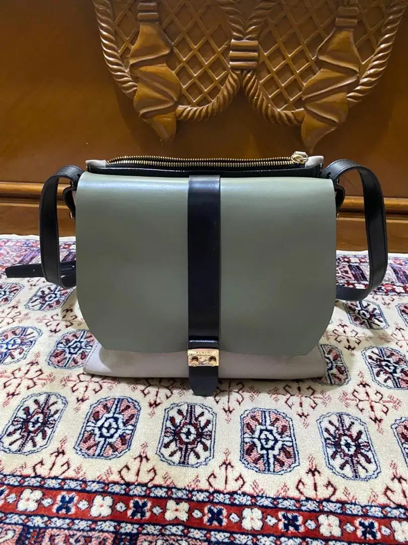 FURLA Authentic
