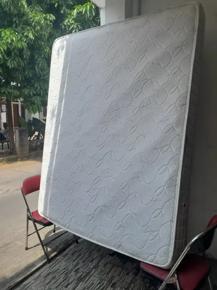 Jasa cuci kasur sofa jok mobil