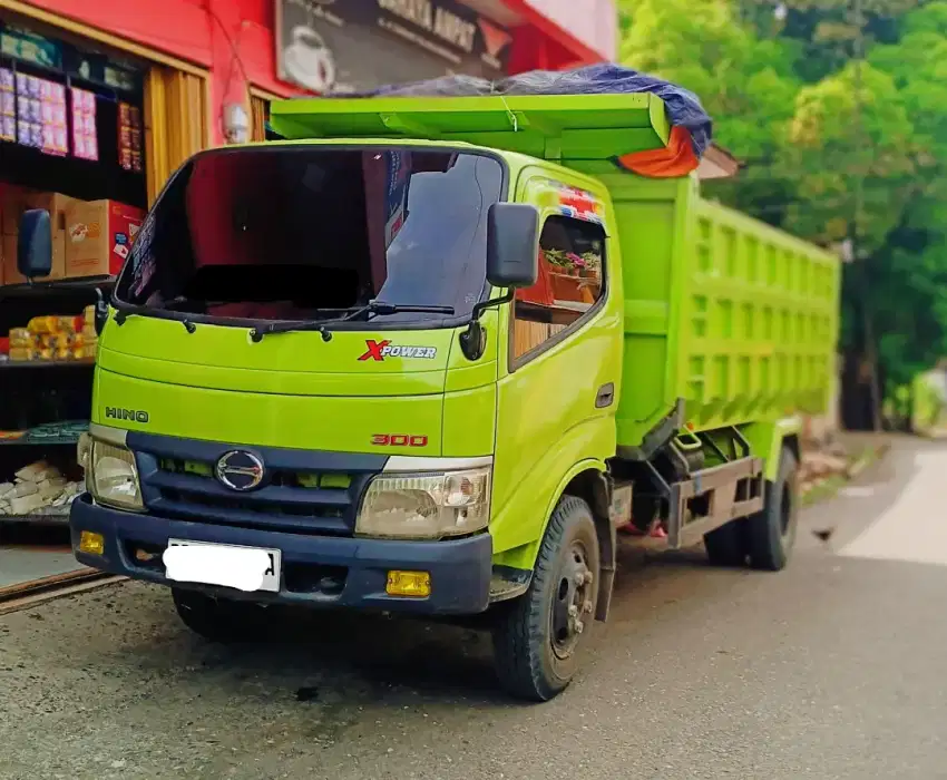 DI JUAL CEPAT TRUK HINO DUTRO 4009CC