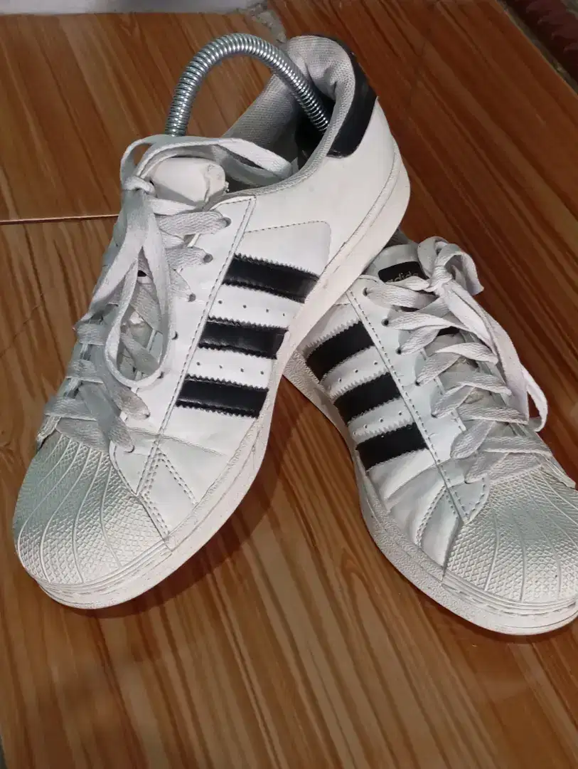 Adidas superstar No box